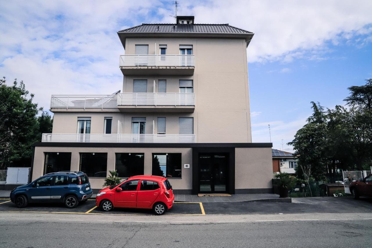 Astoria Rávena